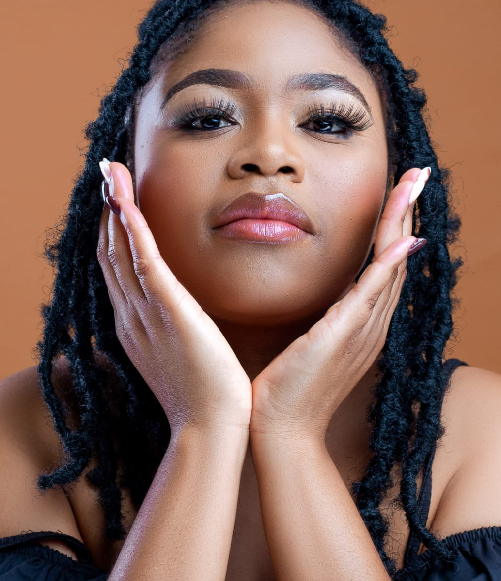 Sandy, musicial distributing with Rapture Music Group SA